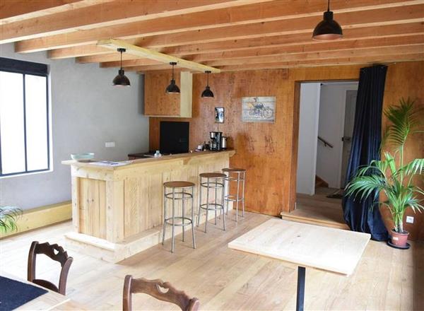 De-l-autre-cote-Garlin-Chambres-d-hotes