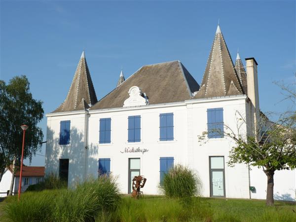 Garlin bastide mediatheque cph tourisme nord bearn 2021 (5) 1440x1080