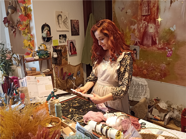 Atelier créatif A l'orée de Soi, Plumi & Valéa
