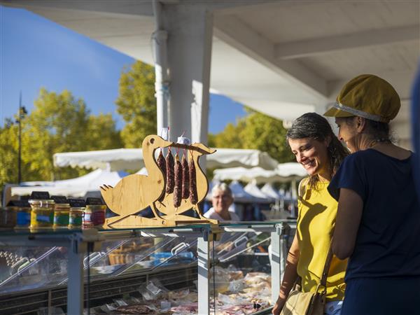 Morlaàs marché et stand tourisme et loisirs coteaux Béarn Madiran 29 mai 2026
