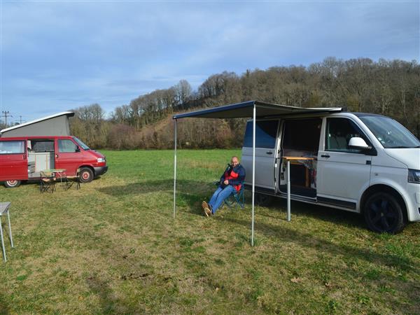 Piest aire stationnement crédit Aux Hirondelles (2)