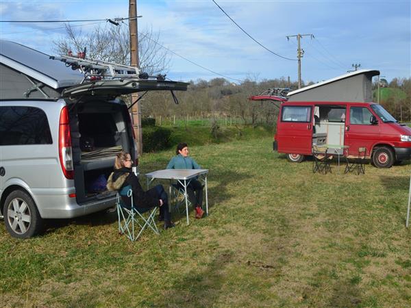 Piest aire stationnement crédit Aux Hirondelles (3)